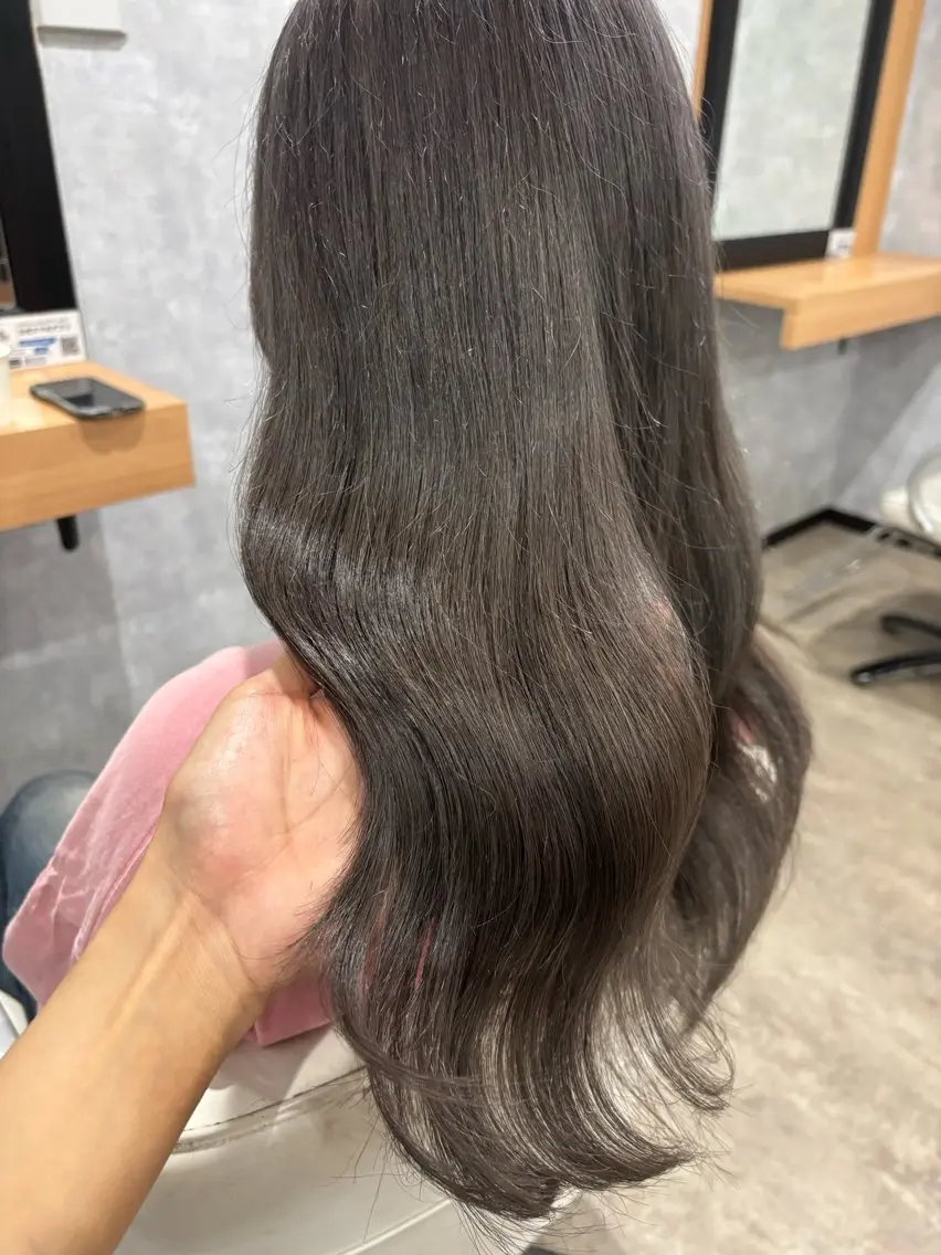 ロング カラー カット ヘアカラー トリートメント 🌐NATSUMI 🌐【寒色カラー】のヘアスタイル