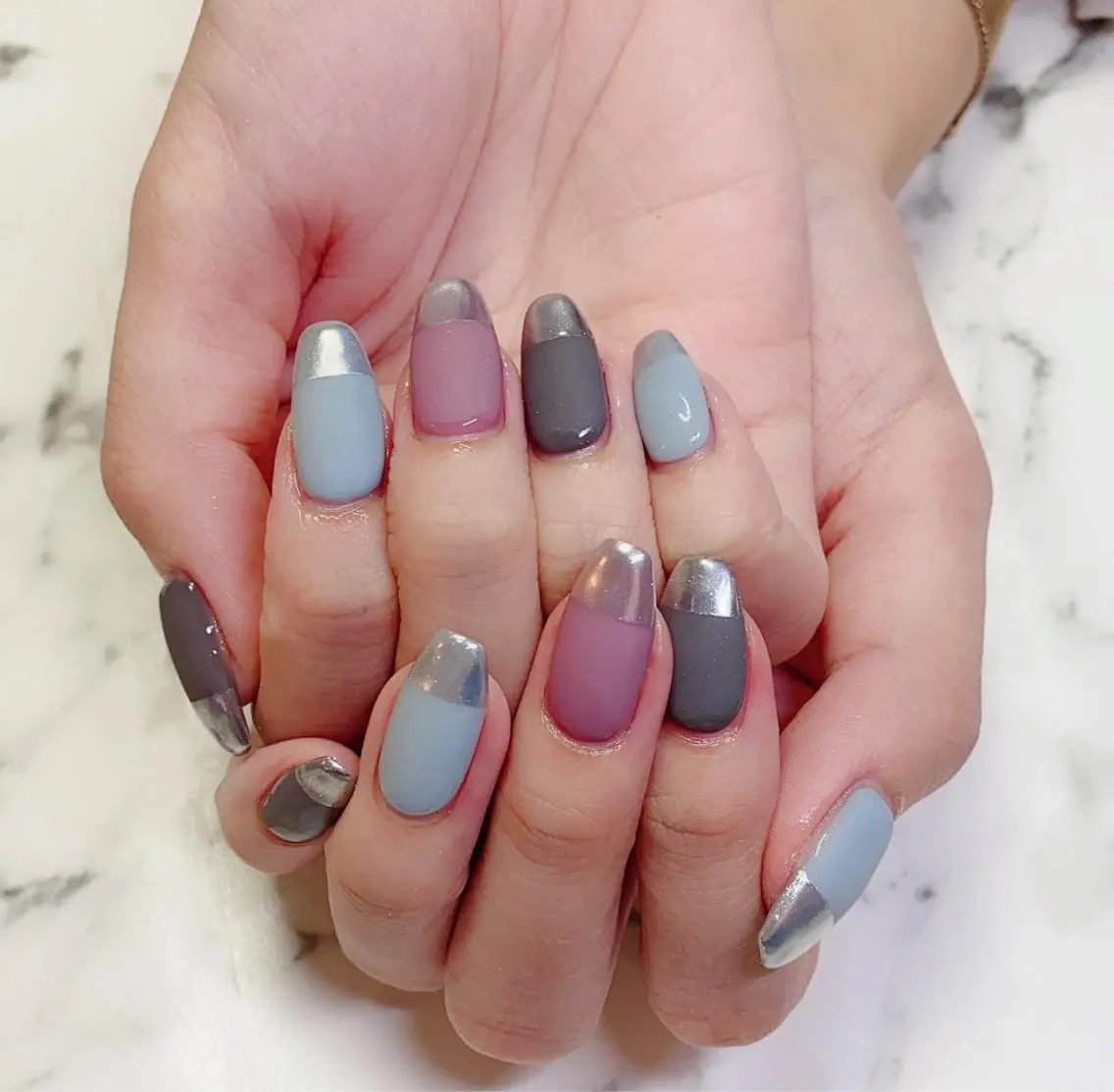 ロング カラー ネイル フレンチネイル マットネイル ミラーネイル Q Free nailsのネイルデザイン