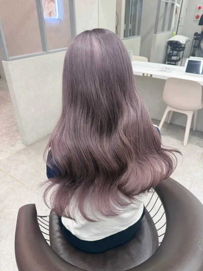 ロング ヘアカラー MOE 福岡韓国ヘア✧︎のヘアスタイル