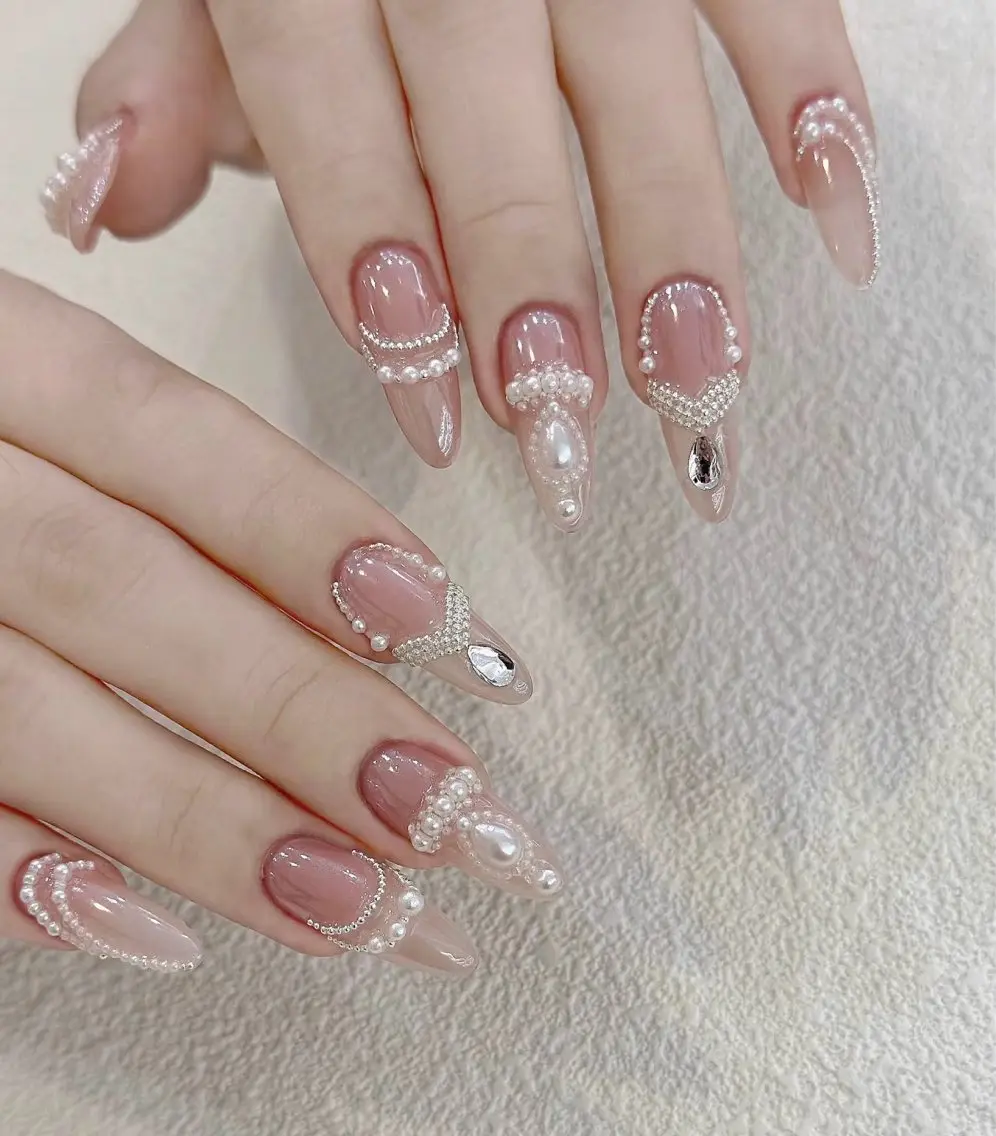 ネイル ストーンネイル ハンドネイル BabyYouMi nailのネイルデザイン