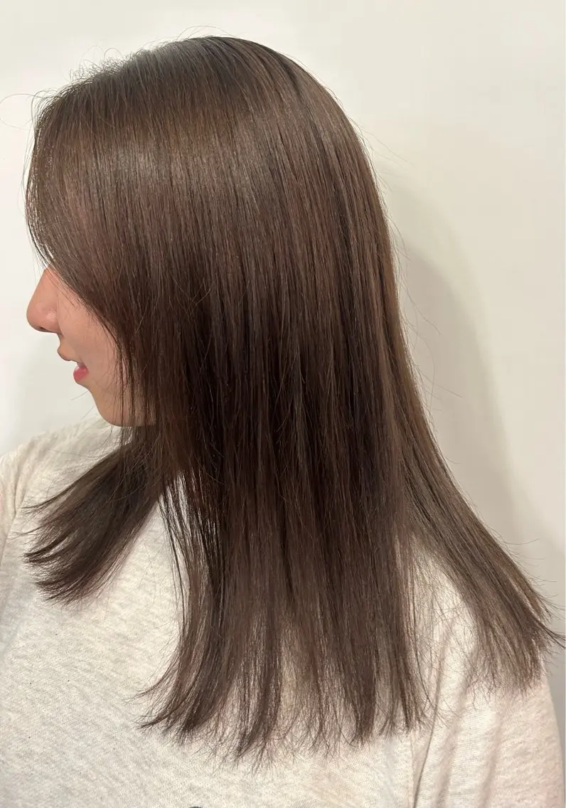 セミロング カラー カット ヘアカラー Ida Akaneのヘアスタイル
