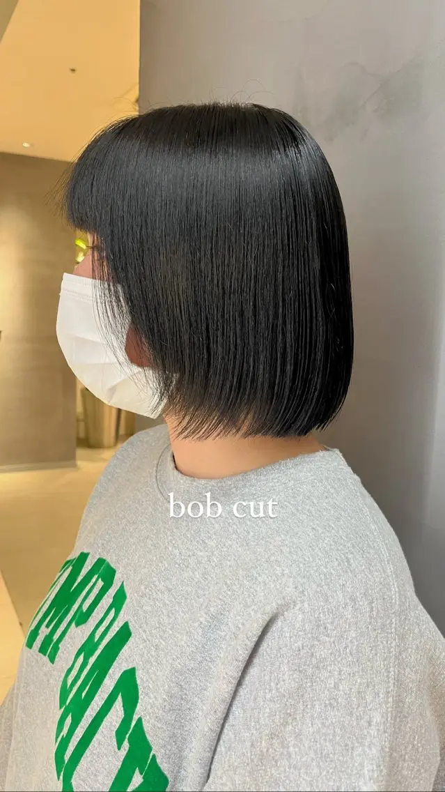 セミロング ボブ 伊佐治 夕芽のヘアスタイル