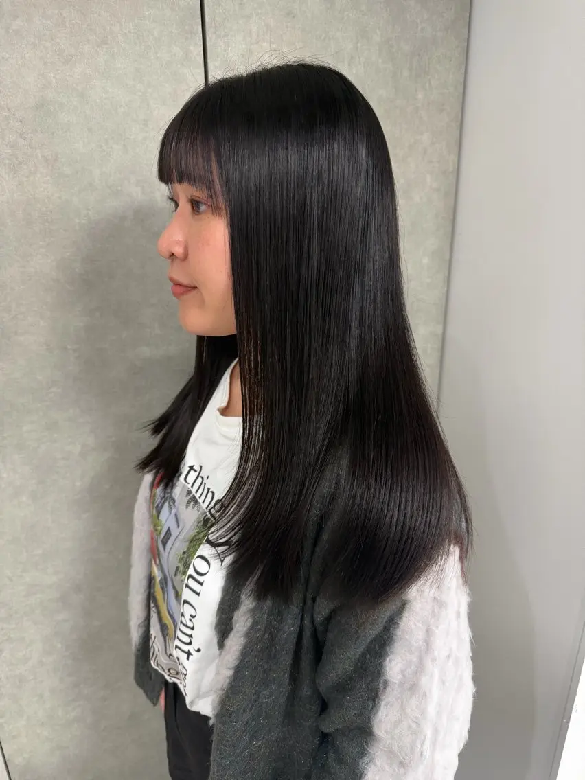 ロング 縮毛矯正 髪質改善/縮毛矯正 /レイヤーカット岡部のヘアスタイル