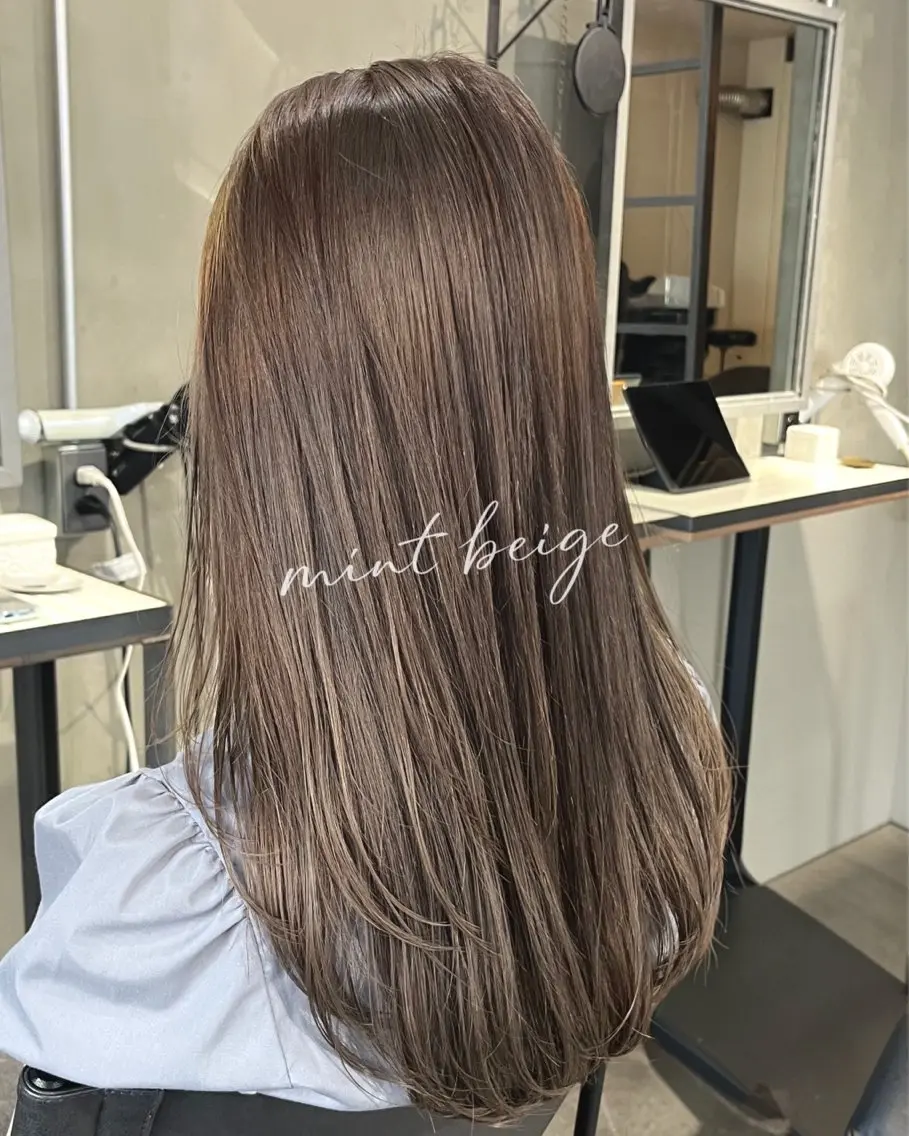 ロング カラー ベージュカラー ミント ミントベージュ ヘアカラー トリートメント 透明感♥韓国ヘア HINAのヘアスタイル
