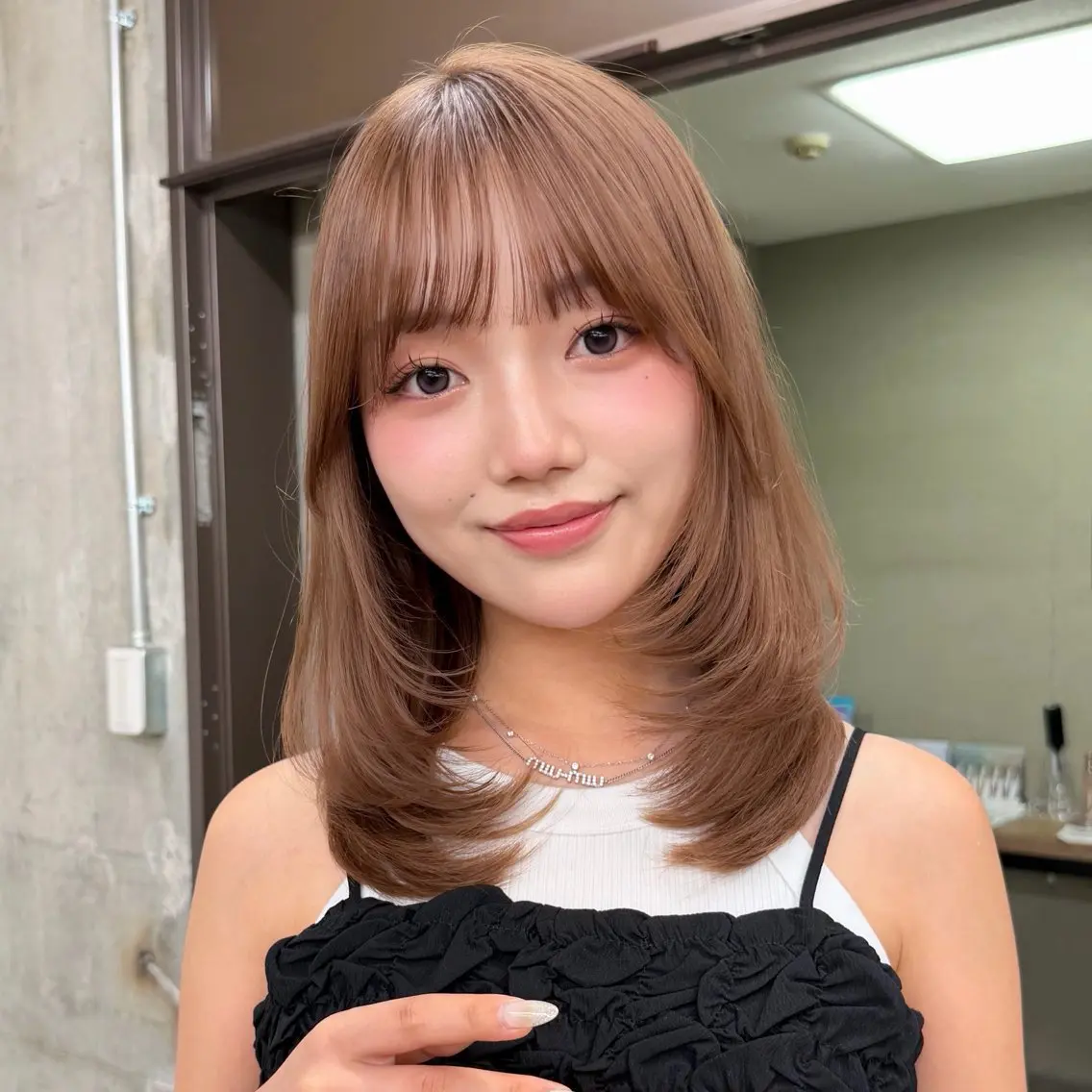 ミディアム カラー レイヤー🐑髪質改善 顔周りカット/みきとのヘアスタイル