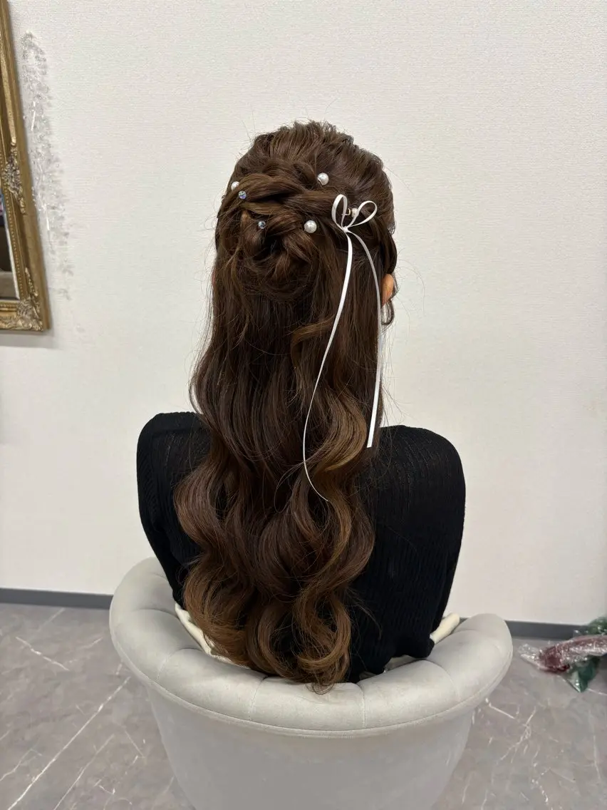 ヘアアレンジ ハーフアップ お団子ヘア 結婚式・ブライダル ヘアサロン ミカヅキのヘアスタイル