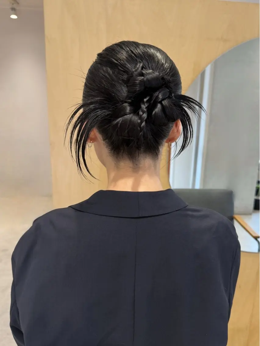 【アレンジ🎀】お呼ばれヘアアレンジ/カチモリ/韓国/ライブの写真