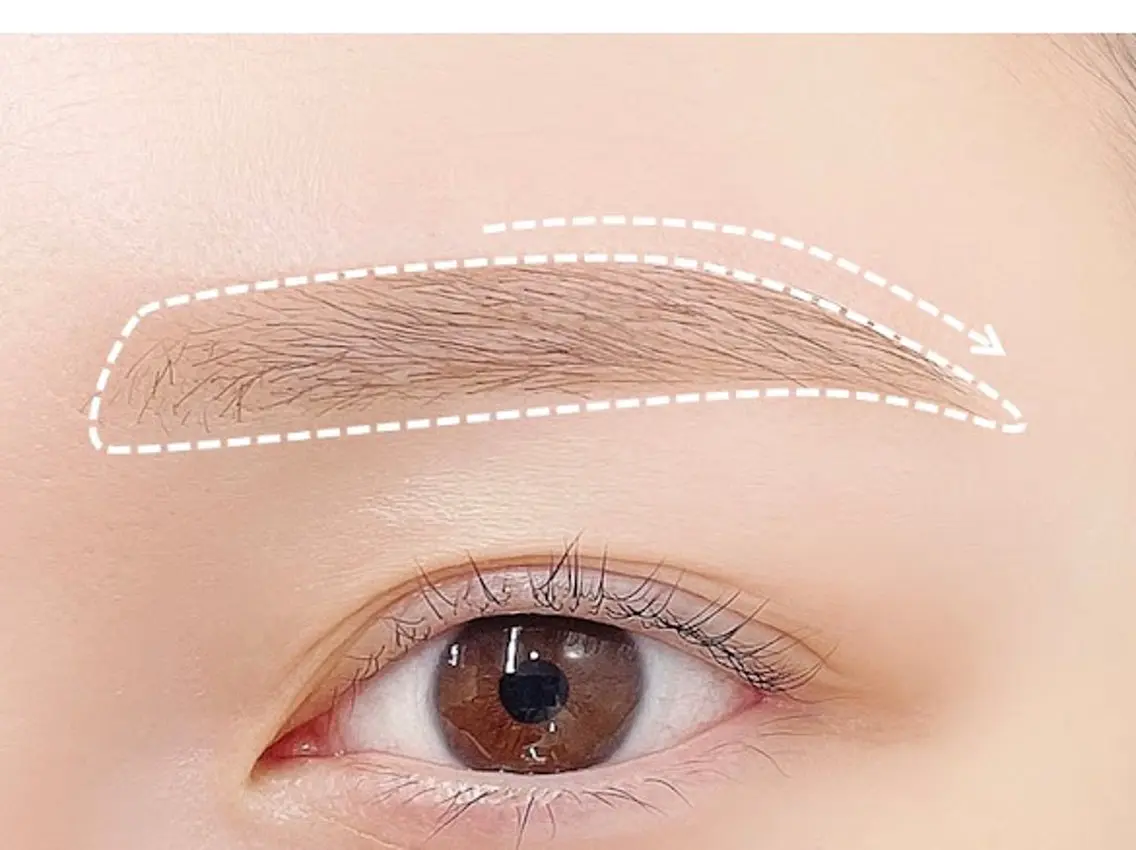 アイブロウ 似合わせ眉🤍🎀 kotomiの眉毛・アイブロウイメージ