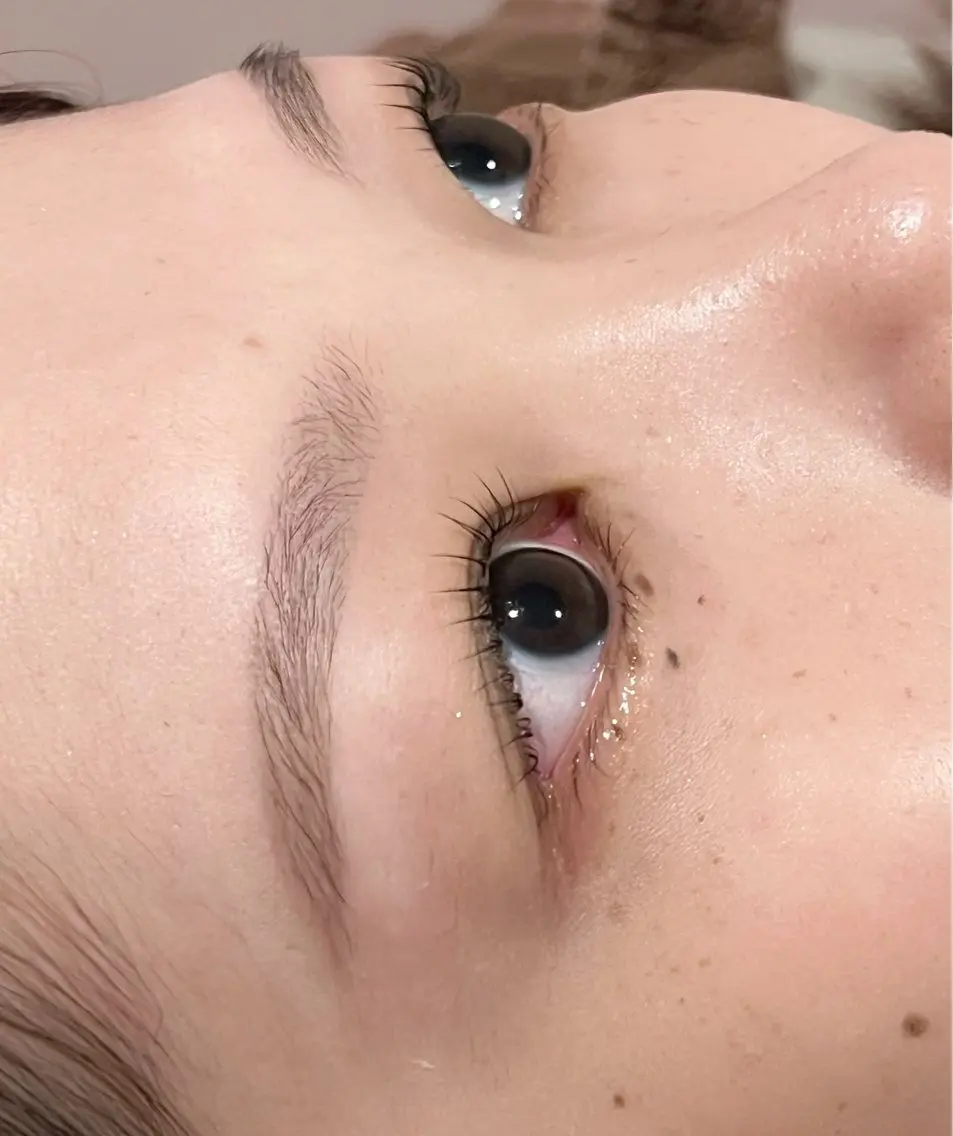マツエク・マツパ Eyelash salon MoNaの眉毛・アイブロウイメージ