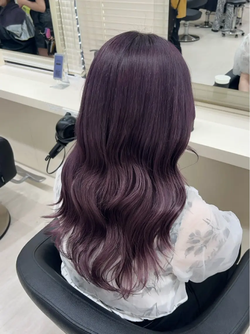 ロング カラー モテ髪ハイトーン🫧 serina🎀池袋のヘアスタイル