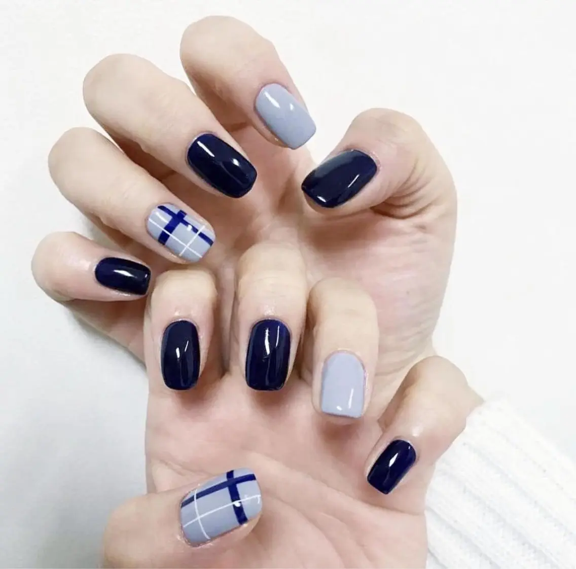 ネイル 長さ出し フレンチネイル グラデーション 韓国ネイル マグネットネイル ハンドネイル Lannie nailのネイルデザイン