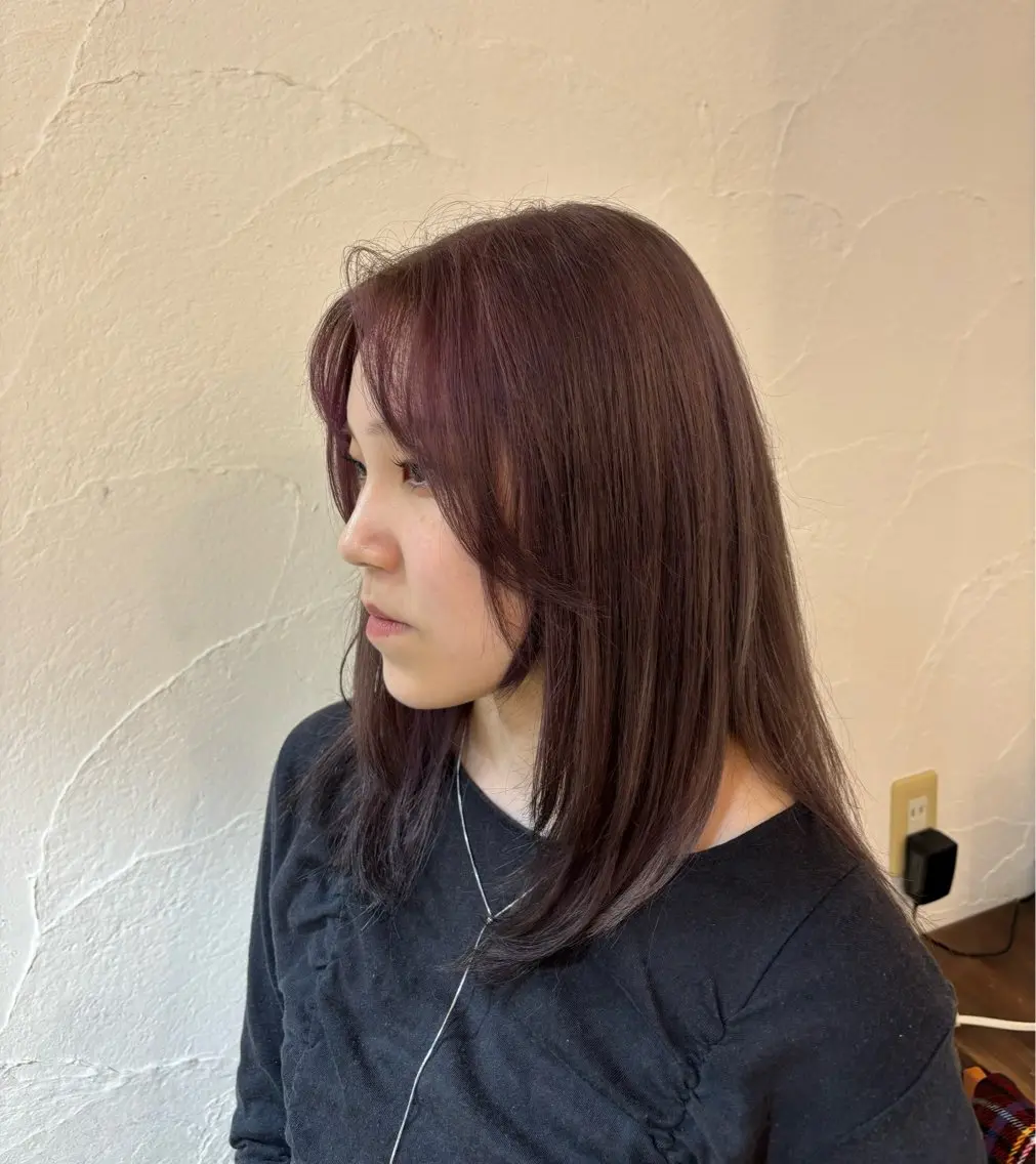 ミディアム カラー ブリーチ グレージュ ラベンダーカラー ラベンダーグレージュ ラベンダーグレー 靏 美咲のヘアスタイル