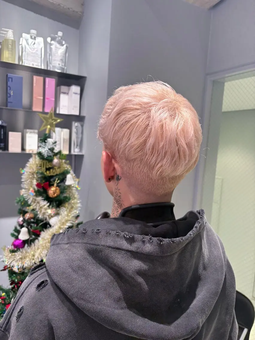 ショート カラー メンズ カット ヘアカラー トリートメント 菜々🦖新宿 men's特化のヘアスタイル