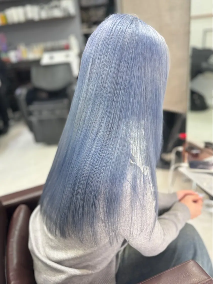 ロング カラー ブリーチ ブルーカラー ケアブリーチ 透明感カラー ダブルカラー ヘアカラー Lima/ハイトー ン/ブリーチ/心斎橋のヘアスタイル