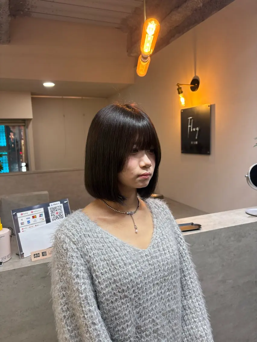 ミディアム カラー カット ヘアカラー トリートメント しゅり Flag hairのヘアスタイル