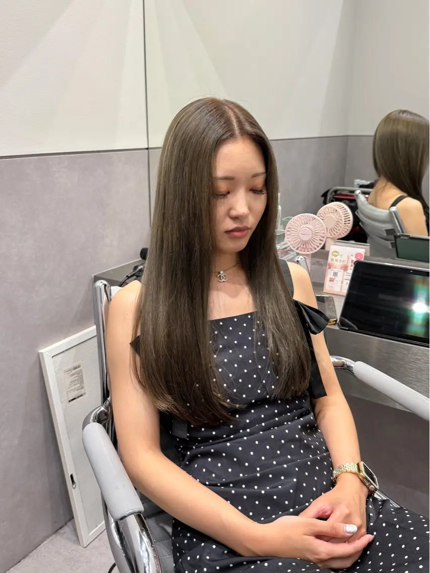 ロング カット ヘアカラー 縮毛矯正 トリートメント 髪質改善×レイヤー 🫧鷹司郎のヘアスタイル