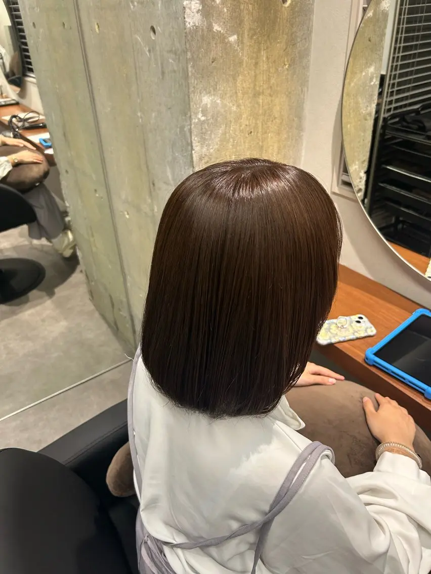 ミディアム カラー 艶感カラー🪞✨️ 相良若奈のヘアスタイル