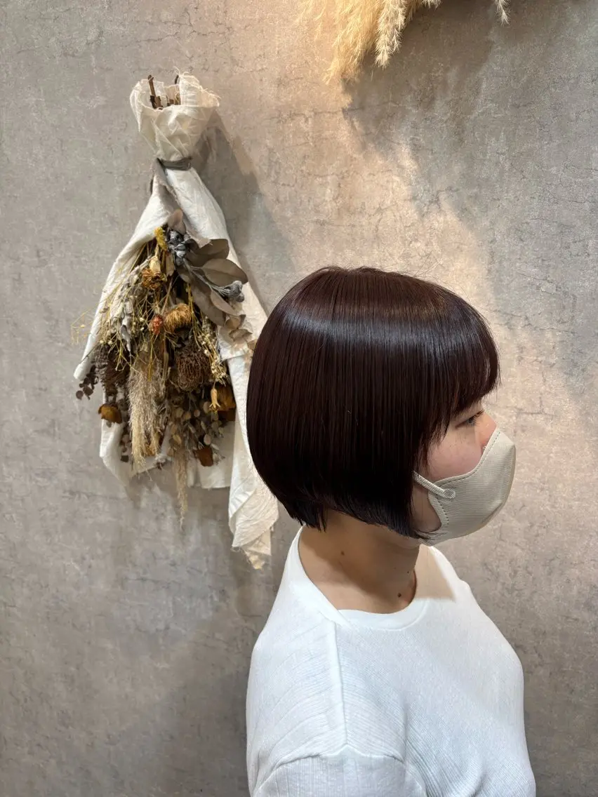 ショート 艶髪/透明感カラー 下山 萌華のヘアスタイル