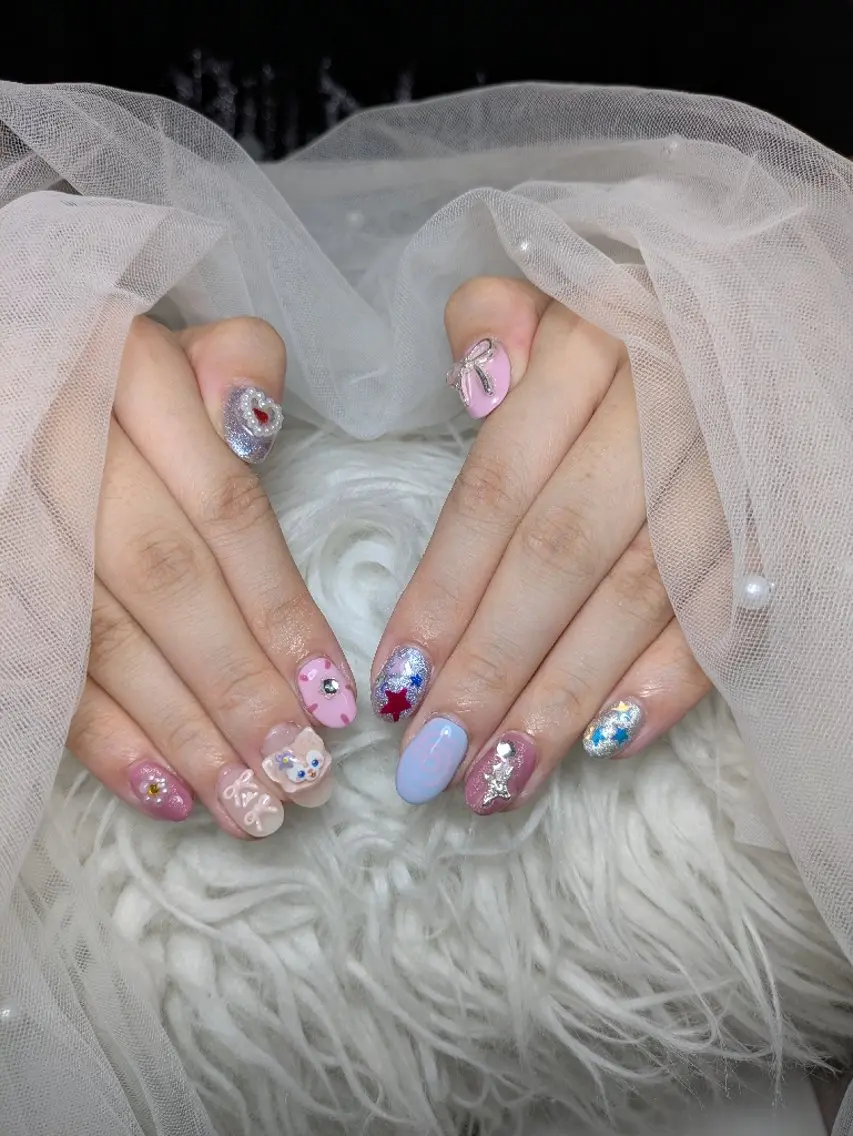 ネイル Queen Nail 研修生のネイルデザイン