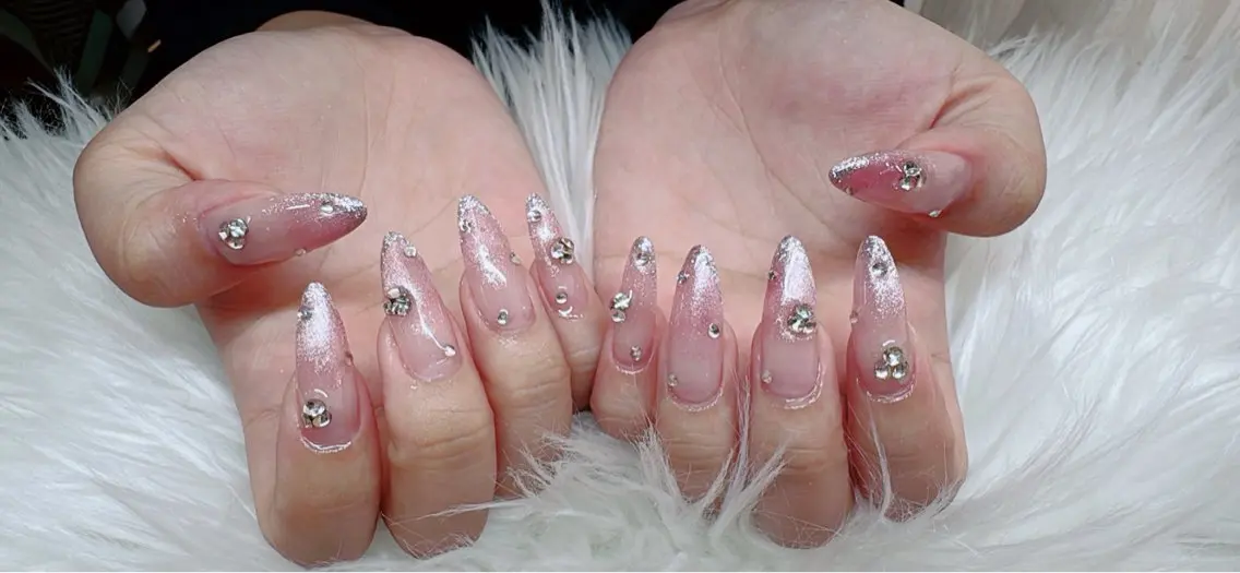 ネイル ハンドネイル ハンドケア MoonNail ナナのネイルデザイン