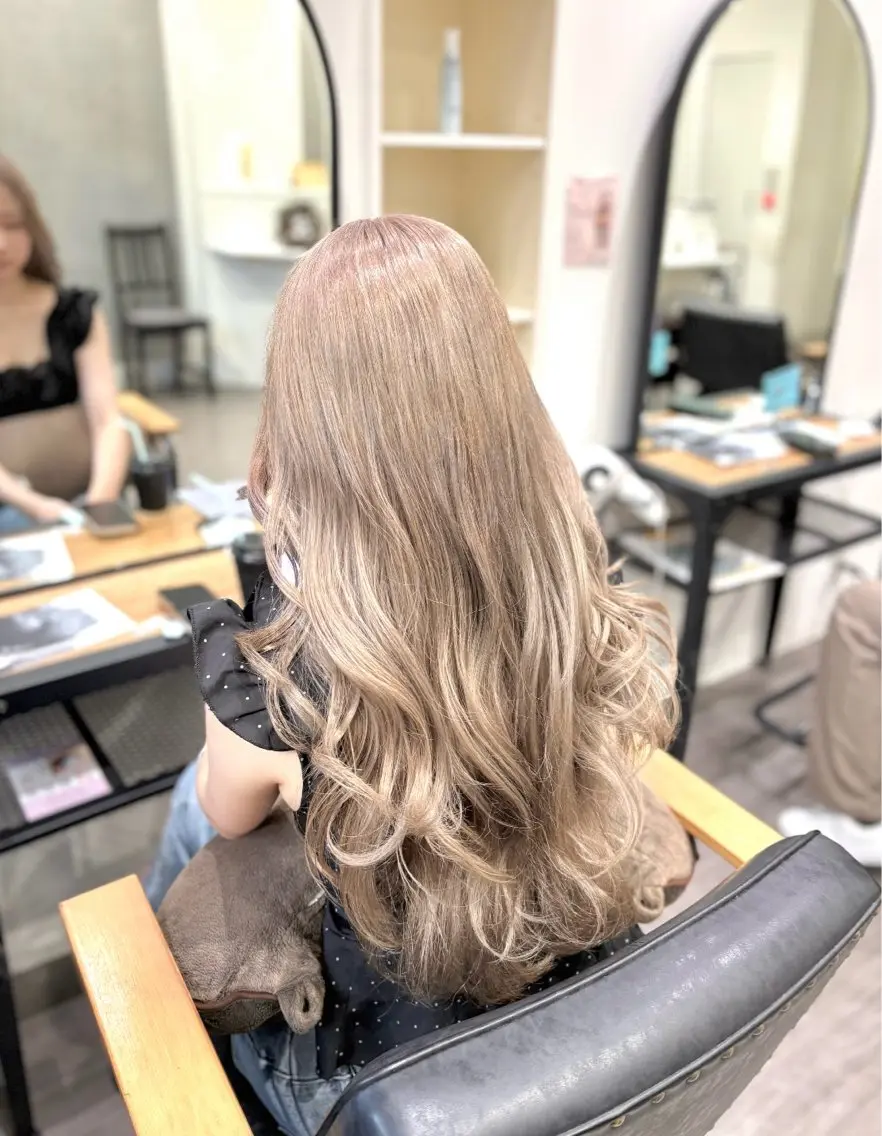 前処理オイルトリートメント付ブリーチありWカラー＋美潤トリートメント🌟の写真