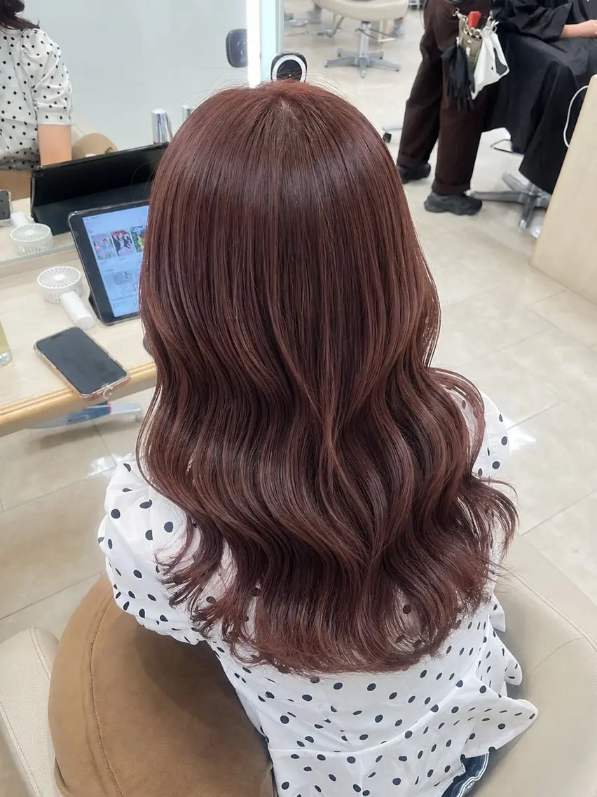 セミロング カラー ヘアカラー トリートメント ✨盛れ髪×似合わせ✨ matsuri🎀のヘアスタイル