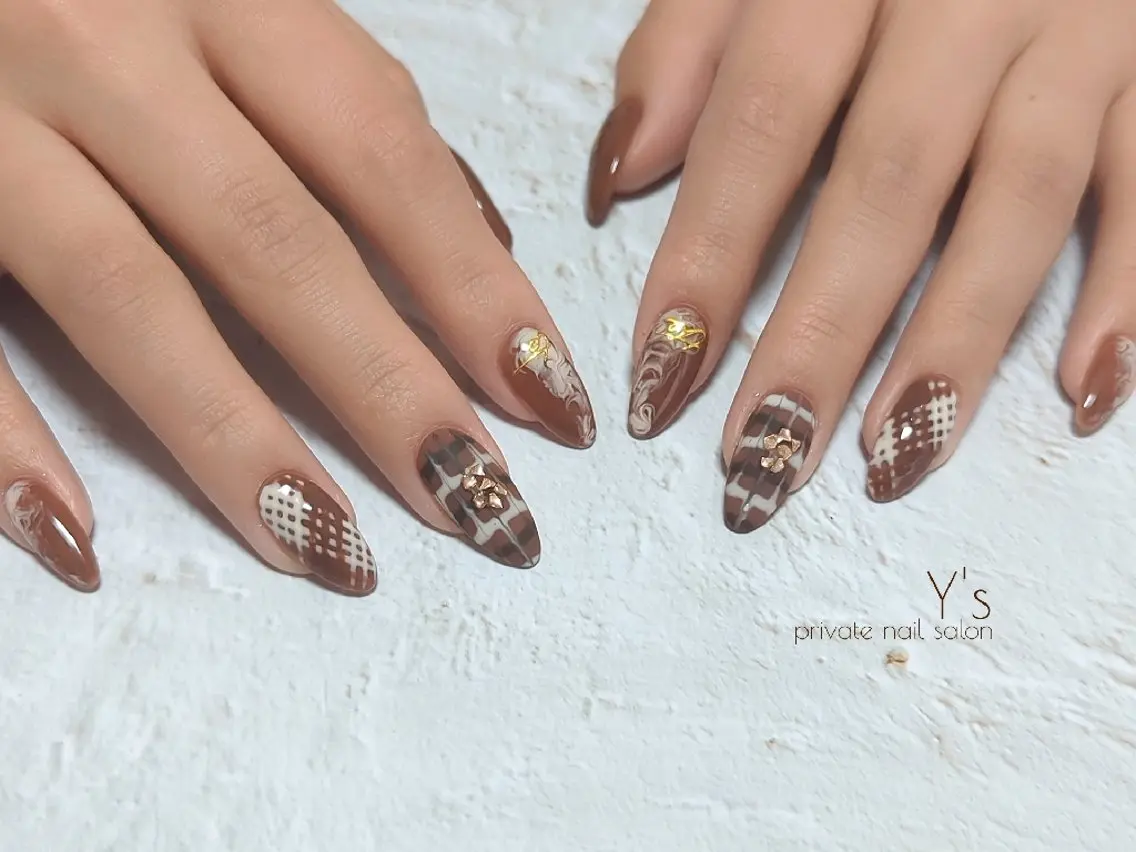 ネイル ハンドネイル YUMI NAGAI  のネイルデザイン