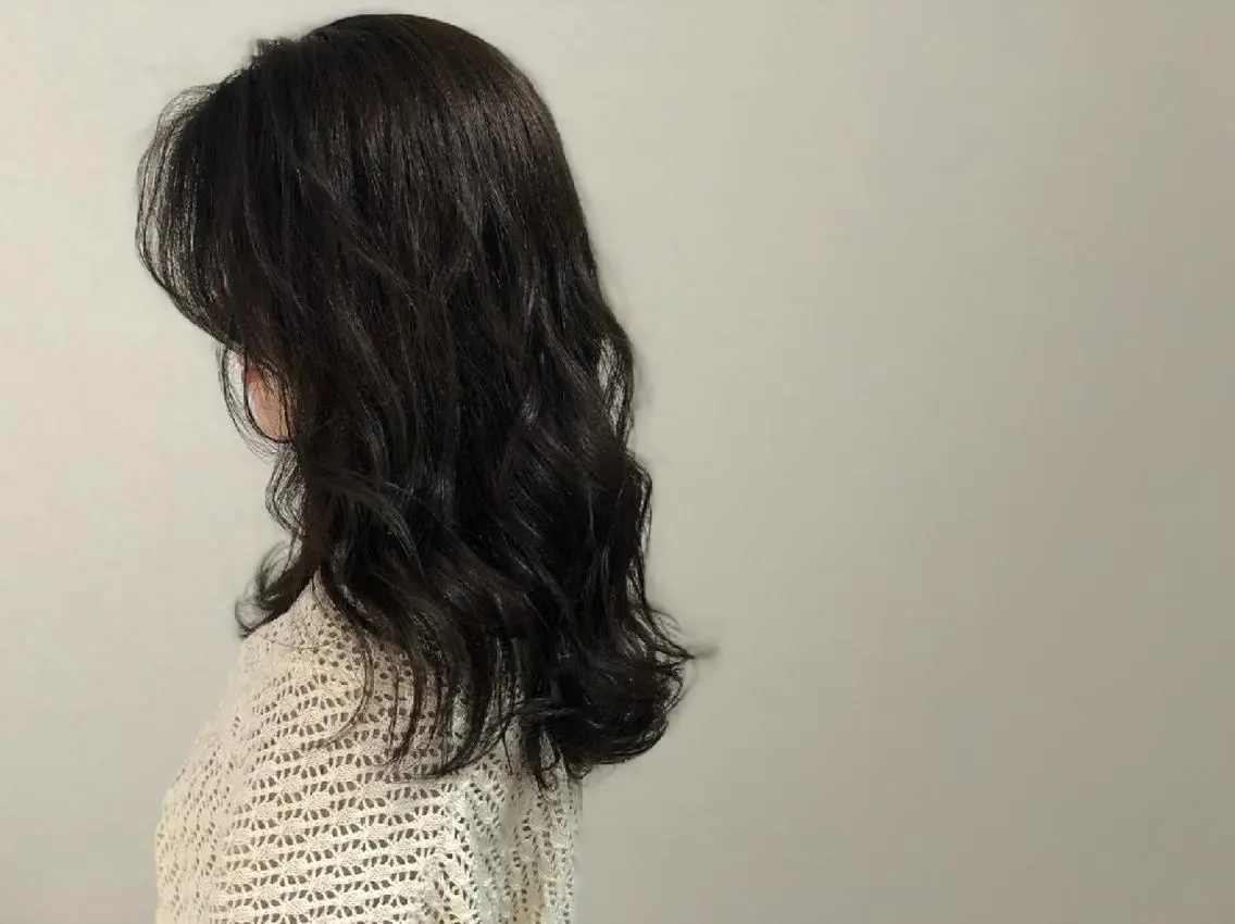 ロング カラー ヘアアレンジ 透明感カラー See by merの眉毛・アイブロウイメージ