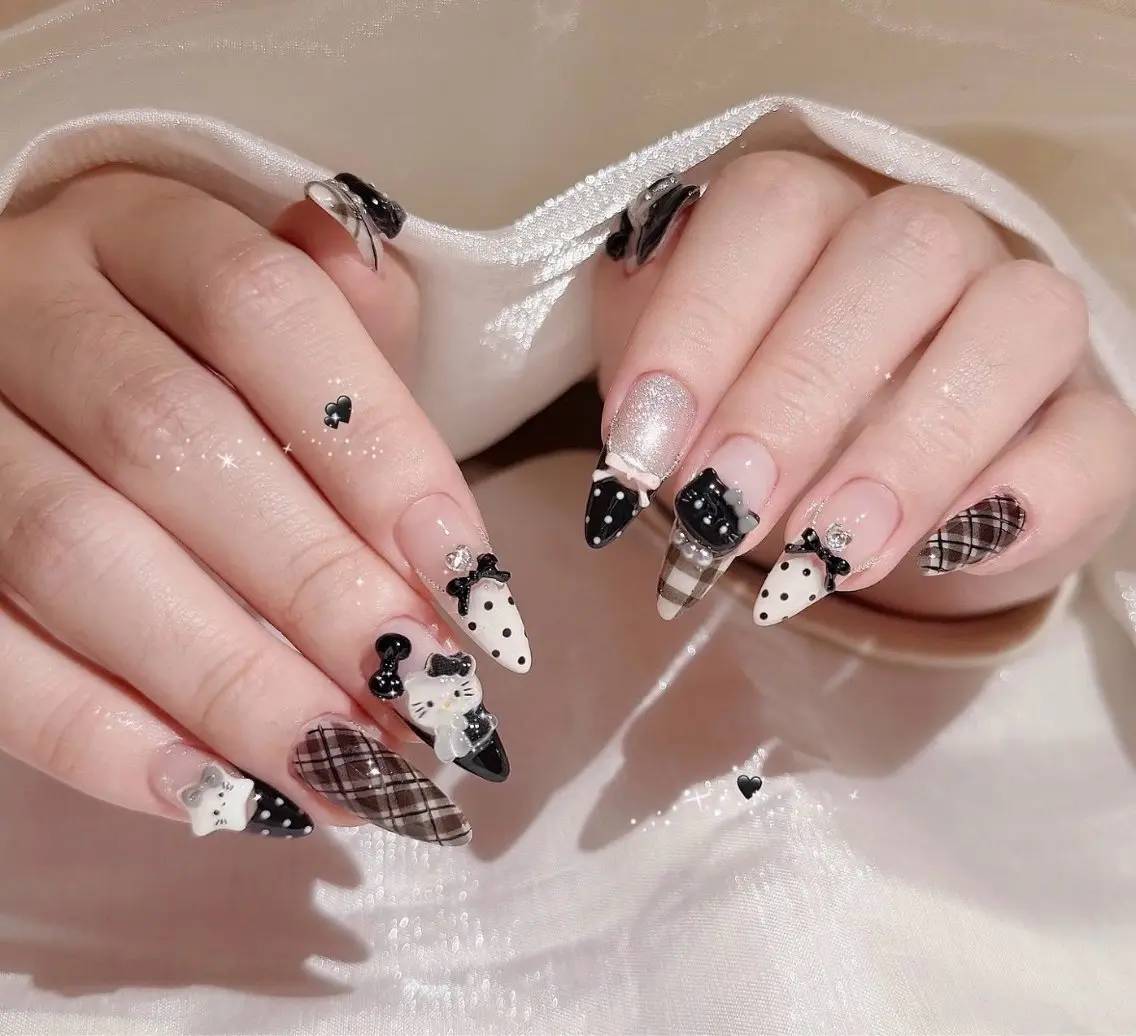 ネイル アートネイル ジェルネイル 韓国ネイル ニュアンスネイル シンプルネイル ハンドネイル ハンドケア Anna Melia Nailのネイルデザイン