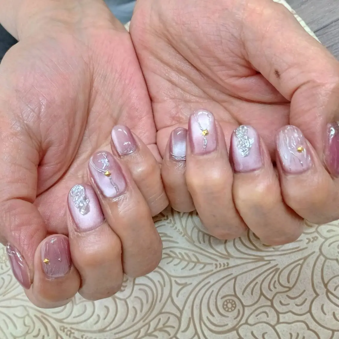 ネイル フラワーネイル precious nail roomのネイルデザイン