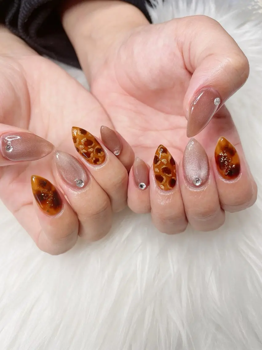 ネイル べっ甲ネイル nailsalon Rinのネイルデザイン