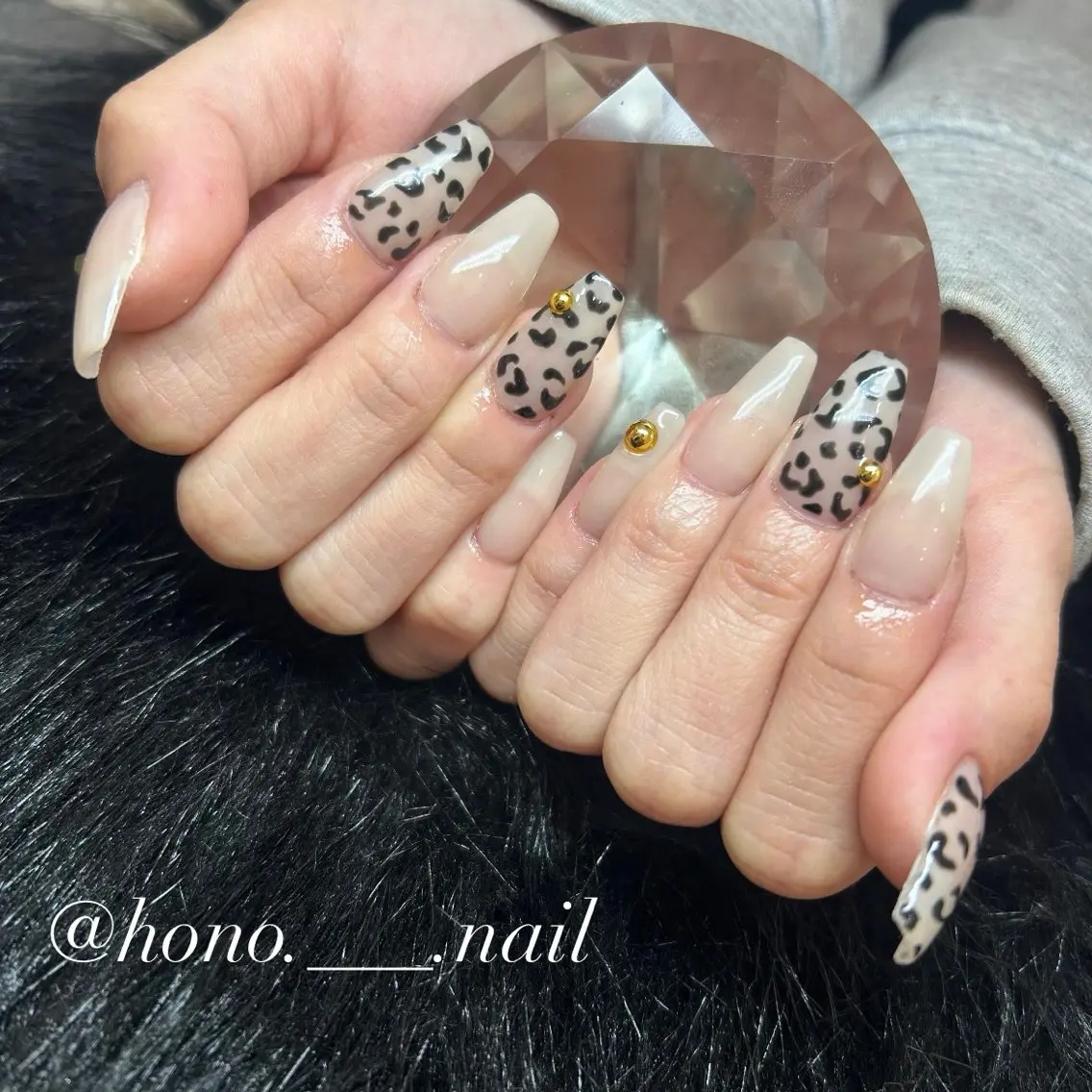 ネイル NailSalo AriuMのネイルデザイン
