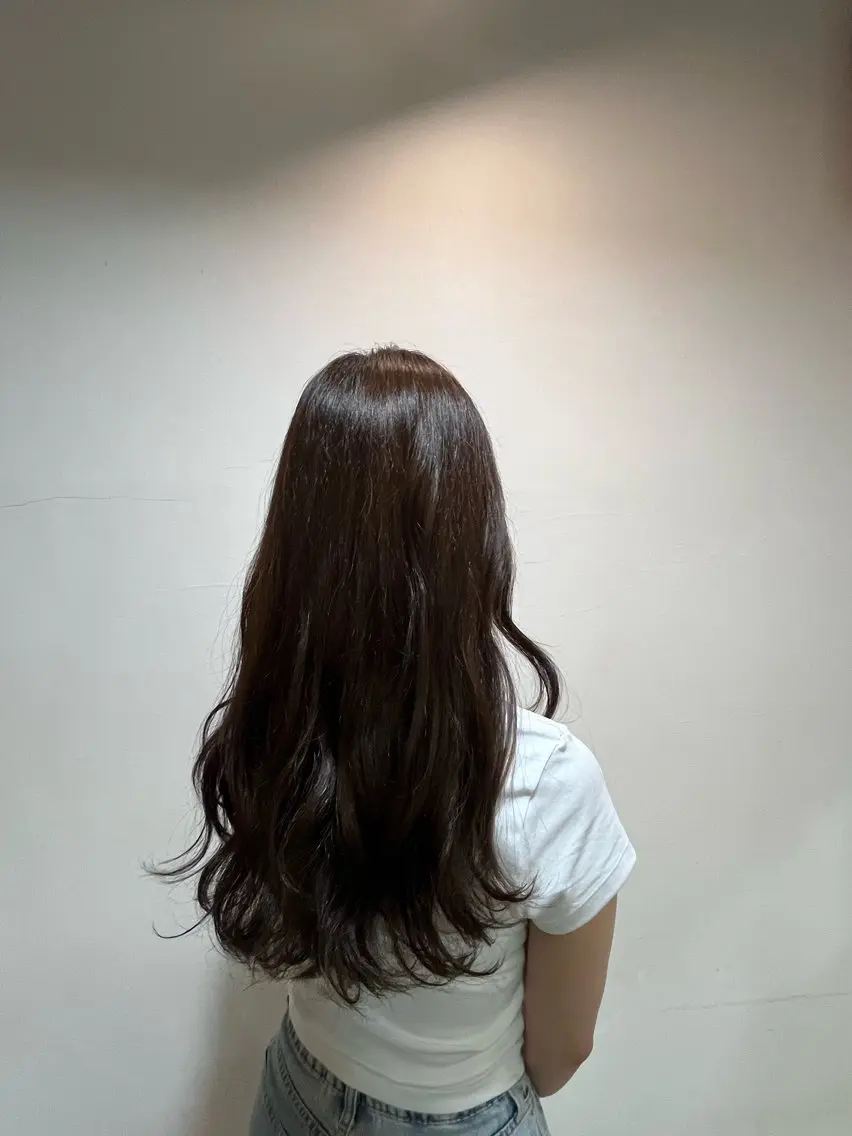 ロング あいこ .のヘアスタイル