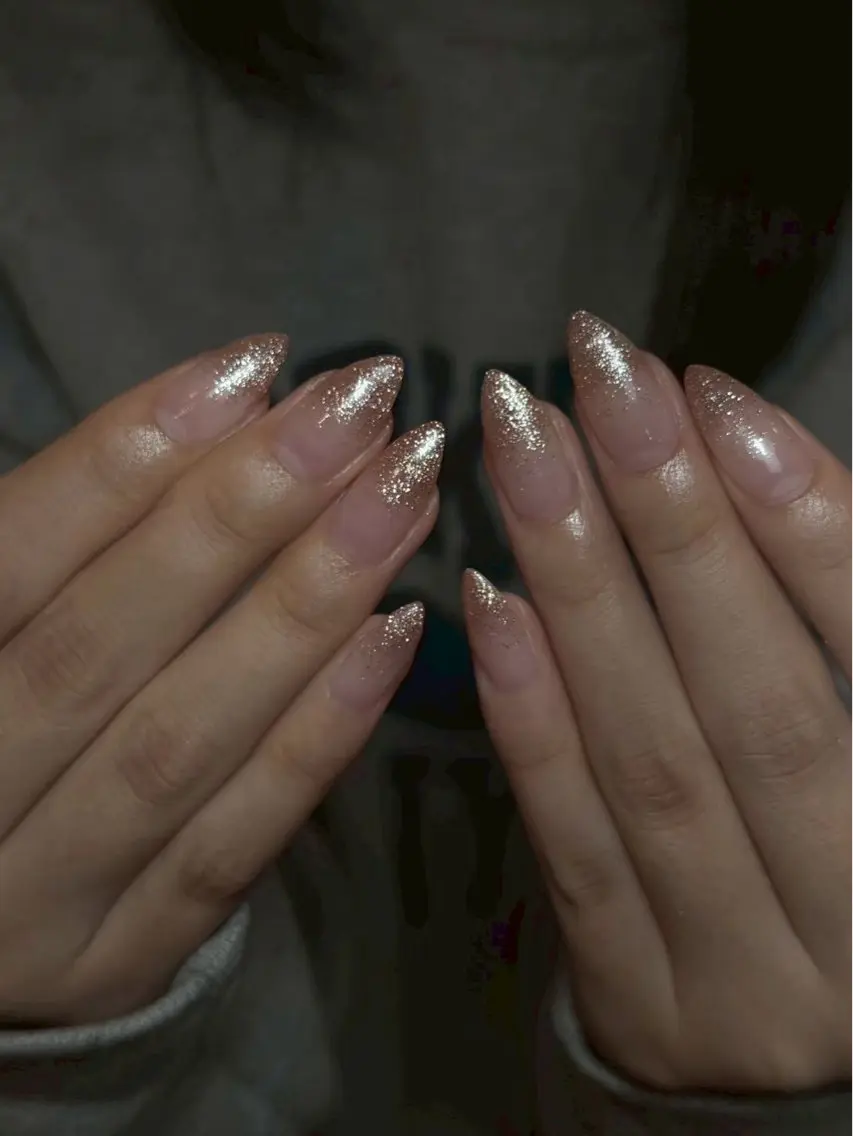 ネイル ラメ(グリッター) ラメグラデーション D.dnail🎀 Reinaのネイルデザイン