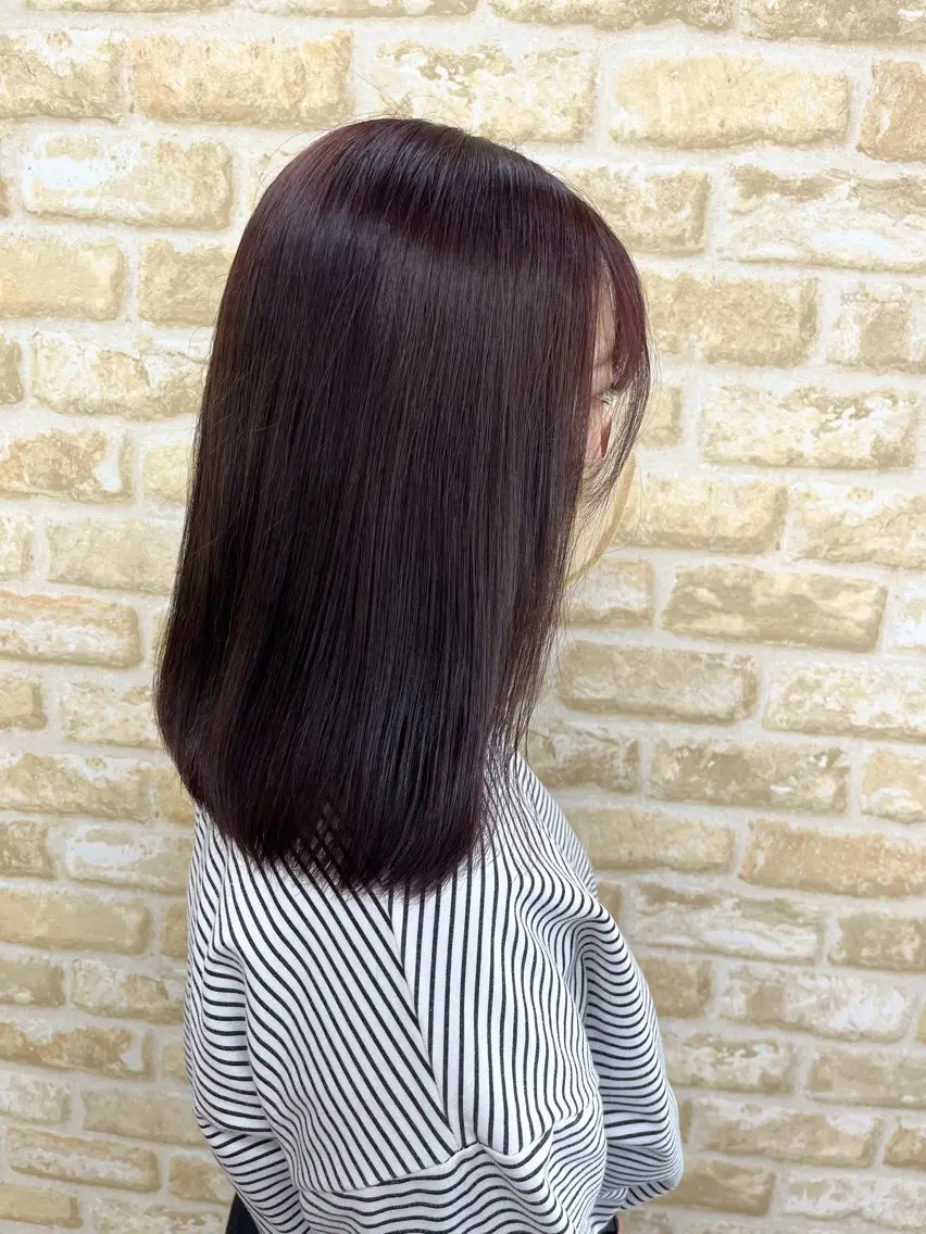 ✨✂️カット➕白髪抑制カラー✂️✨　根元2ｃｍ以内リタッチ　6600円の写真