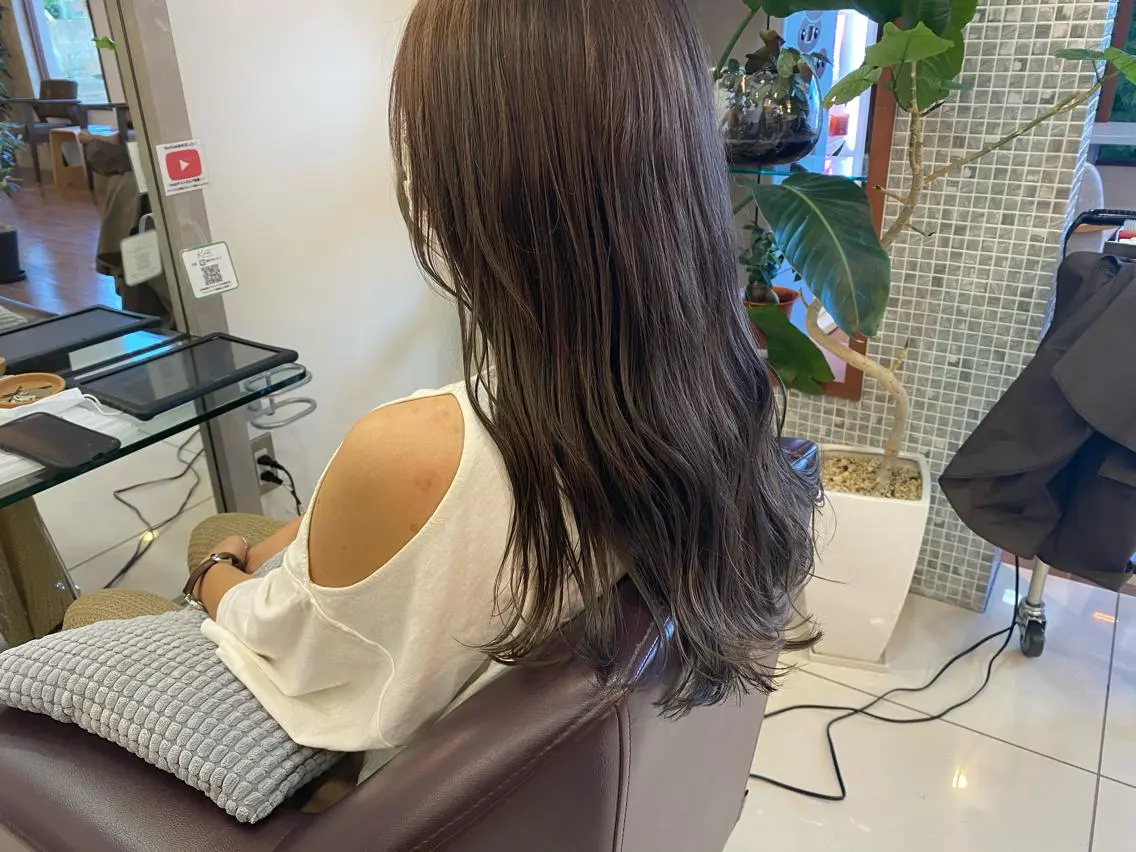 ロング カラー 透明感カラー カット ヘアカラー トリートメント 鈴木 翔梧のヘアスタイル