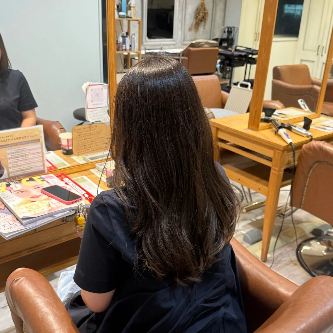 ロング カラー 加藤 美佳のヘアスタイル