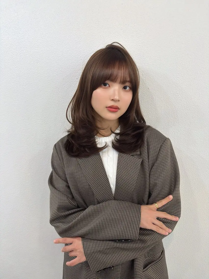 セミロング カット ヘアカラー トリートメント 中屋 光貴のヘアスタイル