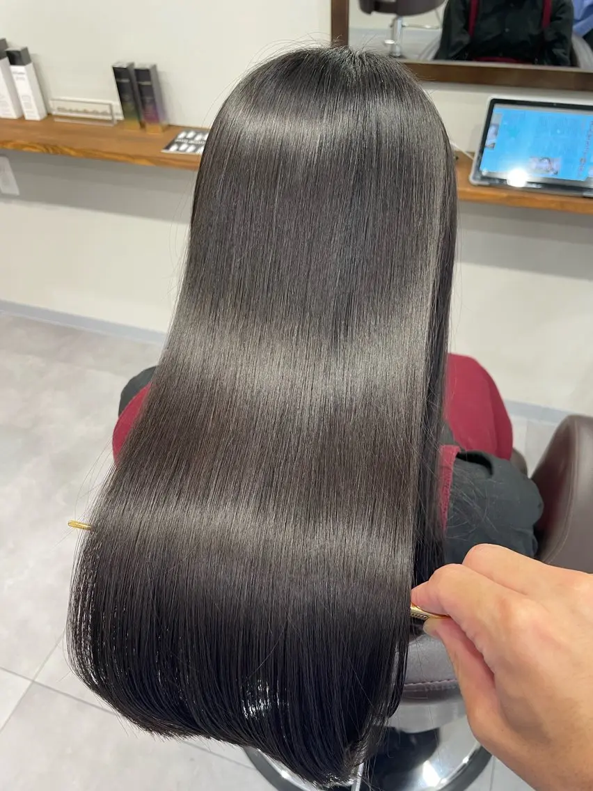 ロング 縮毛矯正、髪質改善／ 松田 龍之介のヘアスタイル