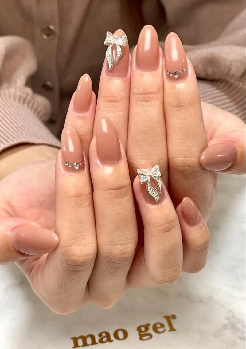 シルバーリボン&ストーンの写真