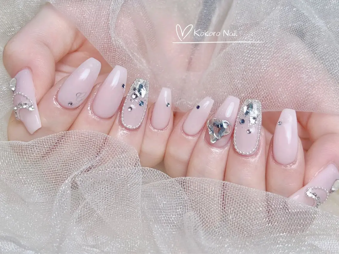 ネイル ハンドネイル ハンドケア 💫YANA 💫のネイルデザイン