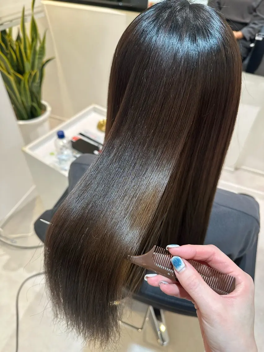 ロング Emuest心斎橋 SAKIのヘアスタイル