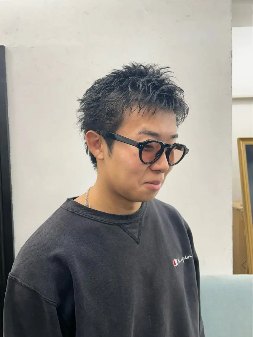 ショート メンズ スパイキーショート ショートヘア SONE .のヘアスタイル