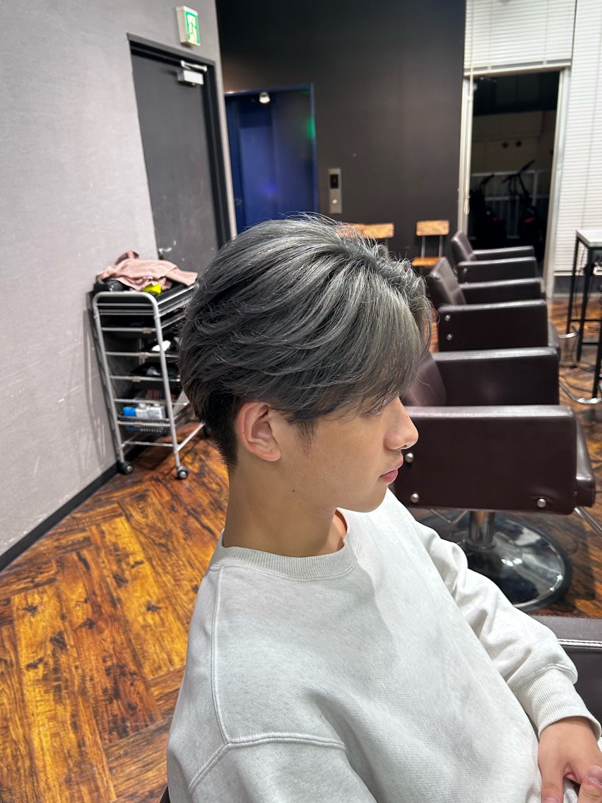 カラー メンズ メンズバレイヤージュ マッシュ バレイヤージュ 久保 涼のヘアスタイル