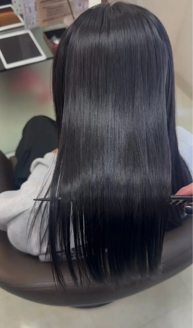 ミディアム ミディアムパーマ 髪質改善 トリートメント 三宅 壱輝のヘアスタイル