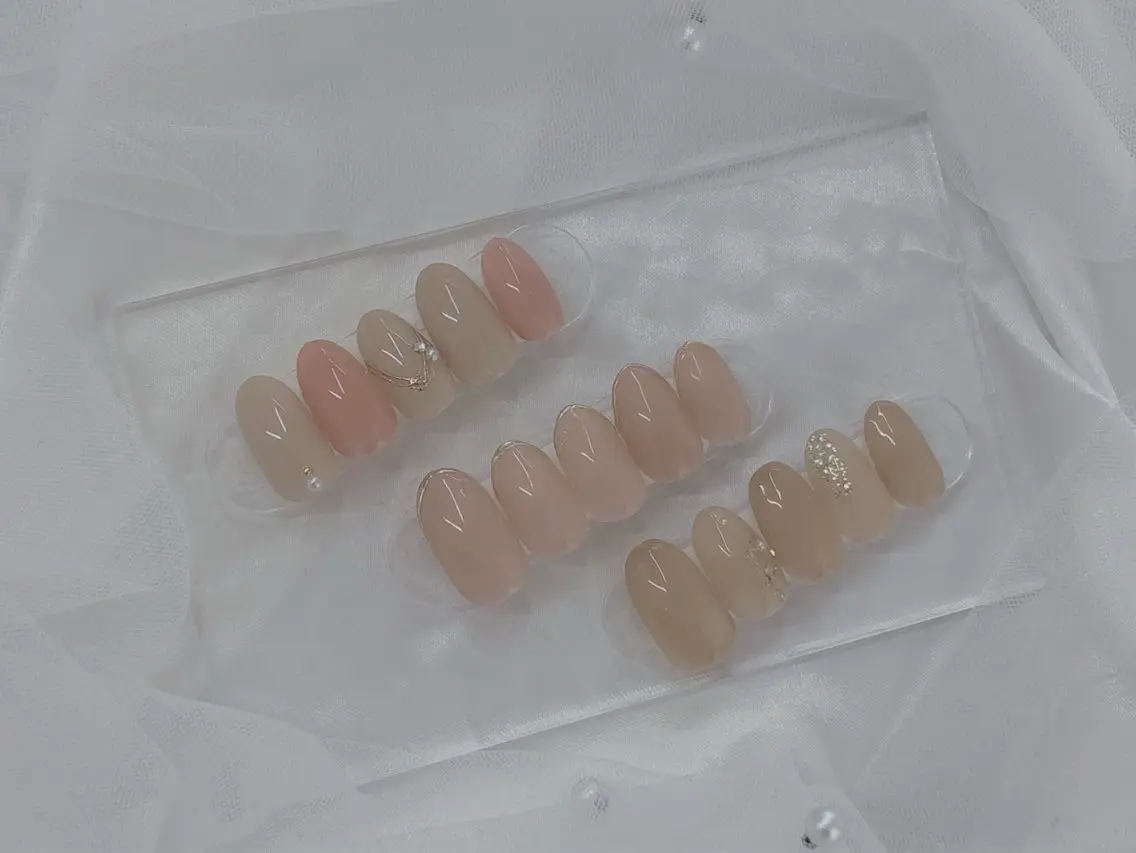 ネイル ハンドネイル ハンドケア Regene ARAKIのネイルデザイン