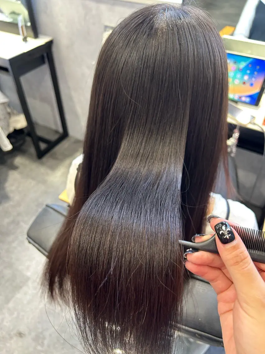 ロング パーマ 縮毛矯正 ストレートパーマ カット 縮毛矯正 プルエクステ/インナ ーカラー🦊はるなのヘアスタイル