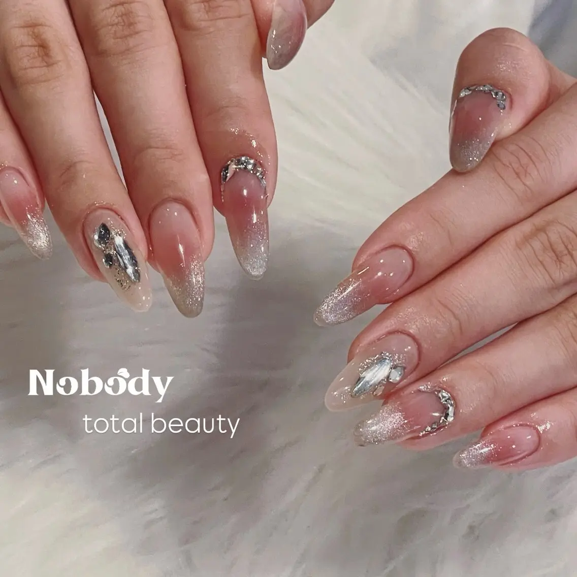 ネイル ワンホンネイル Nobody _Renのネイルデザイン