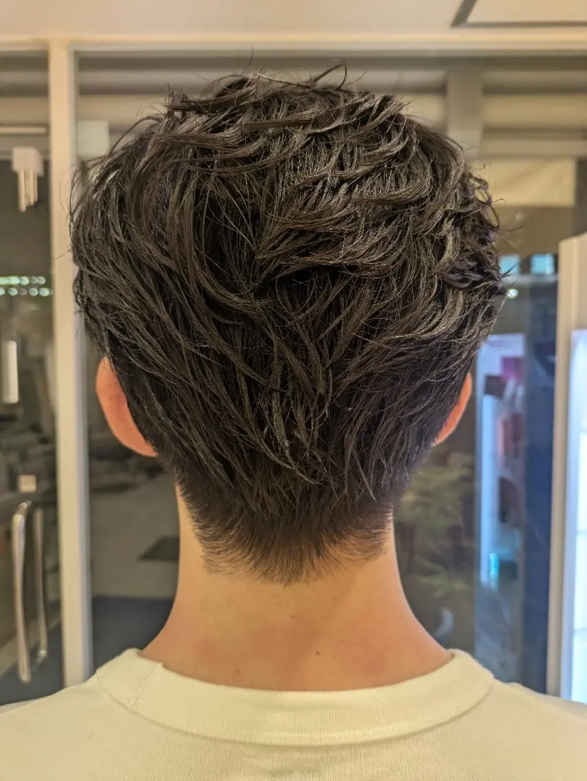 メンズ ツーブロック カット 佐々木 萌のヘアスタイル