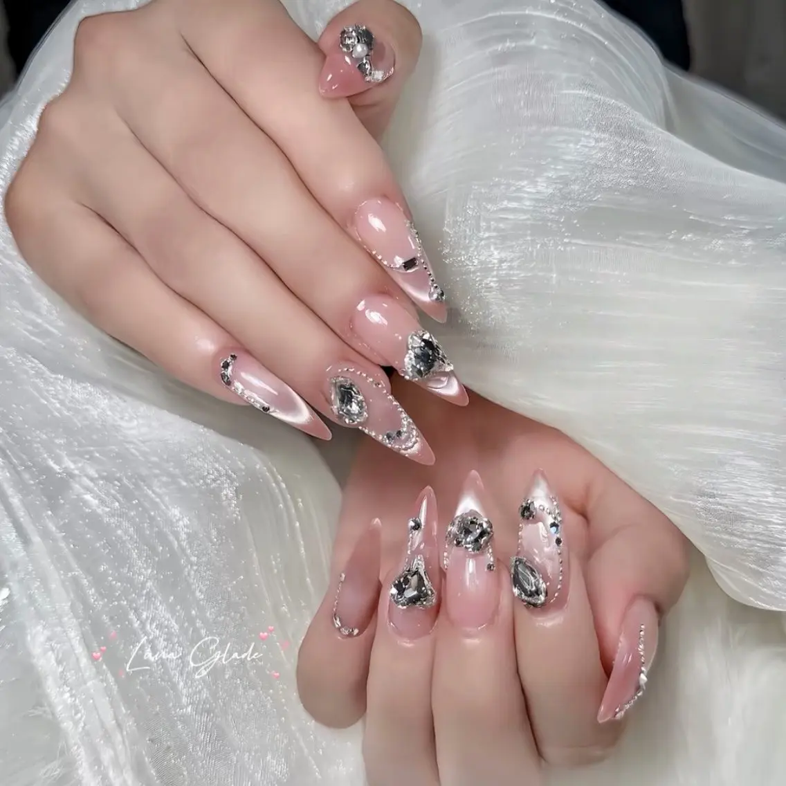 ネイル ハンドネイル Luna Gladeのネイルデザイン